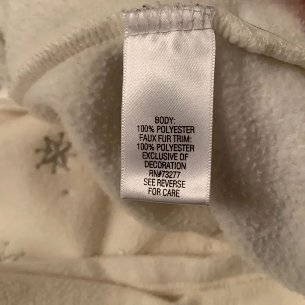 Croft & Barrow Fleece Embroidered Snowflake Vest Size LP - Picture 10 of 10